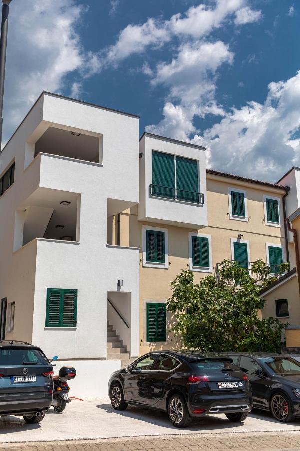 Apartmani Vigo ツリクヴェニツァ エクステリア 写真